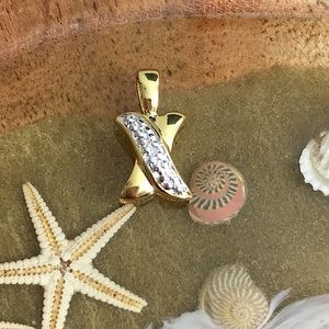 🖤NEW Diamond chip ‘X’ gold on Sterling silver pendant